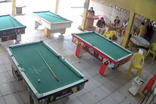 Đánh thua billiards, xả súng giết chết 7 người-1
