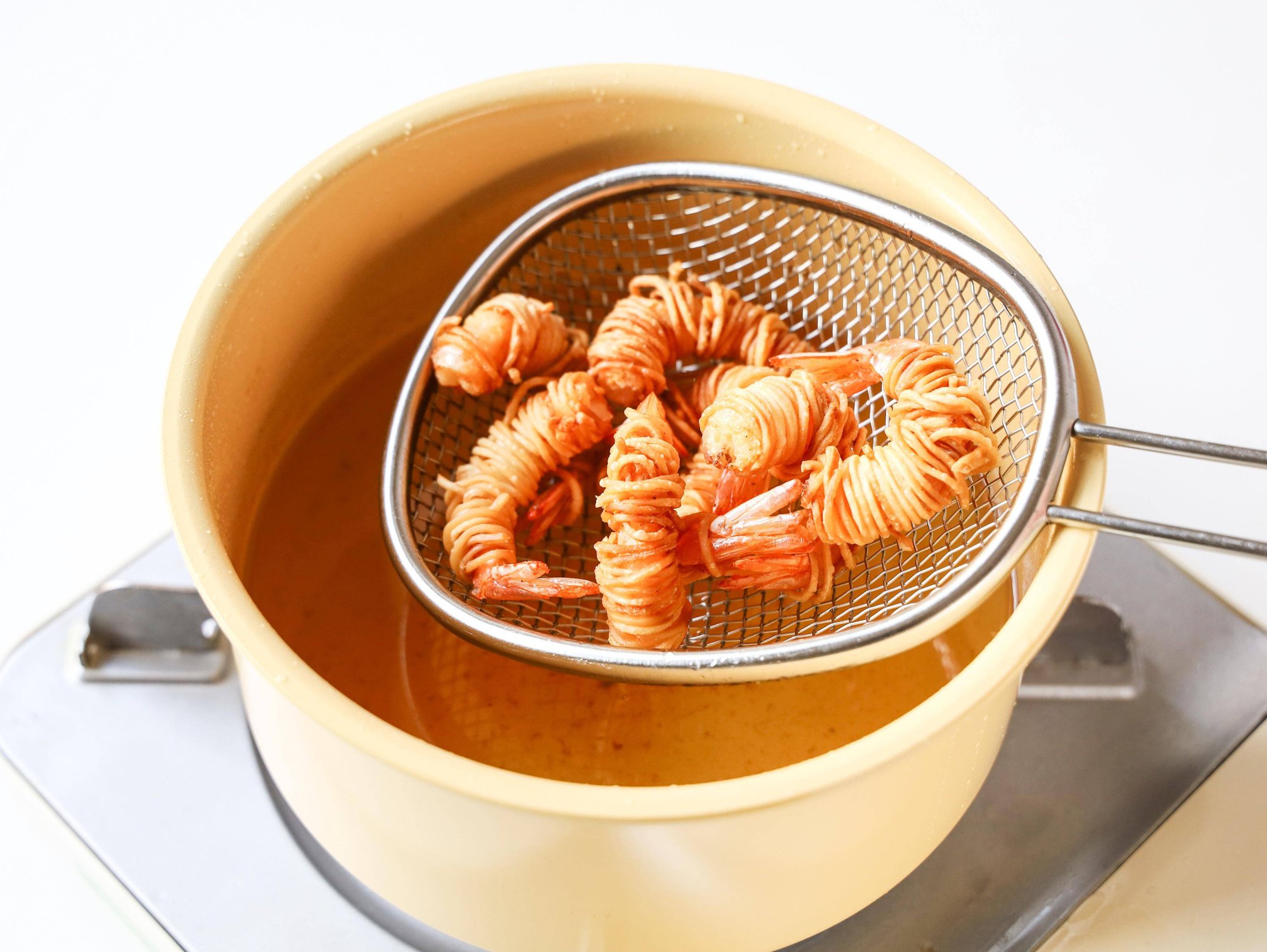 Tôm ngàn sợi: Món ăn hấp dẫn từ hình thức tới nội dung-5