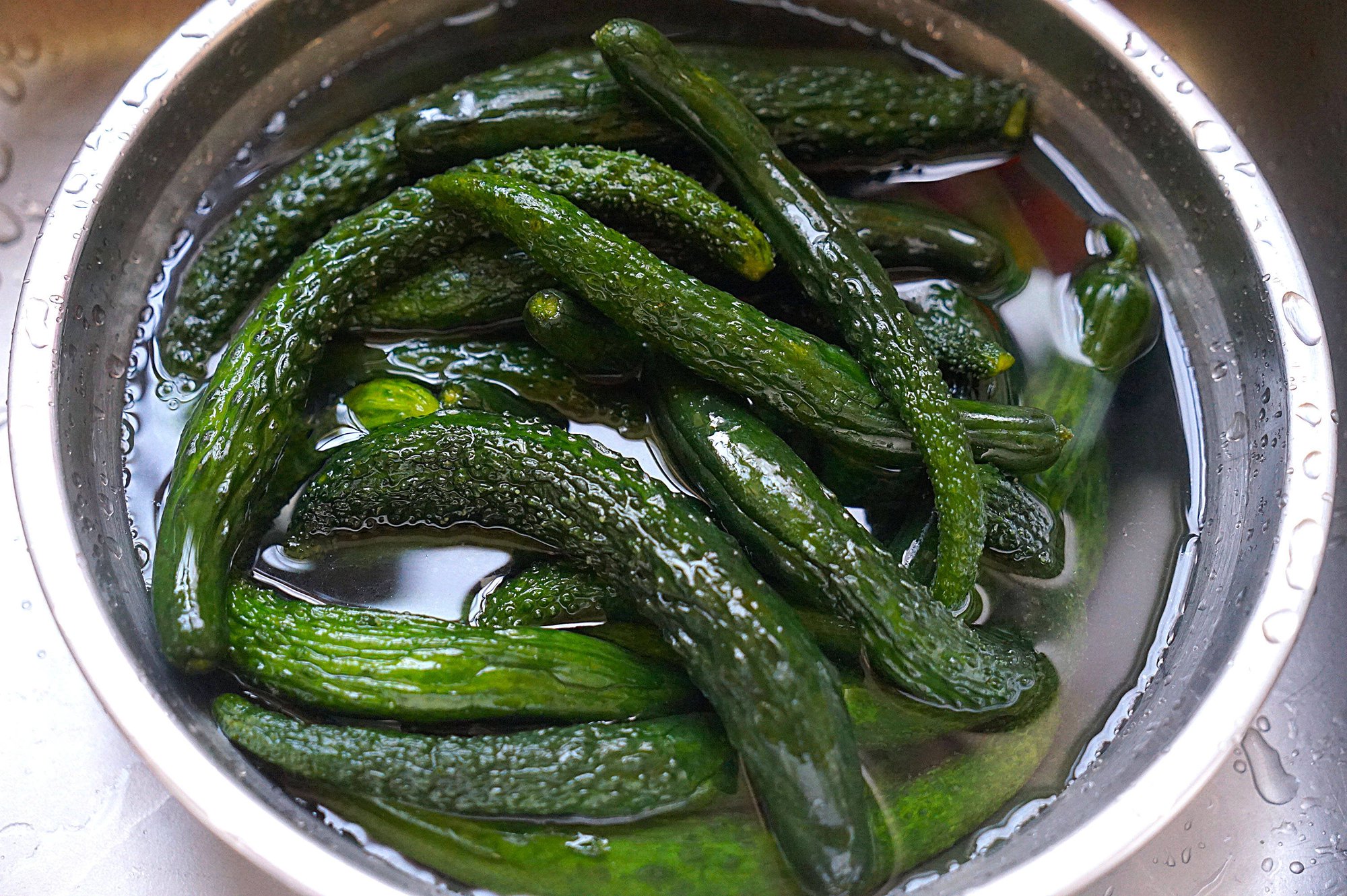 Dưa chuột muối: Chua cay ngon ngất ngây-4