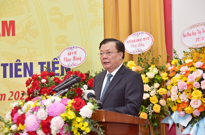 Bí thư Thành ủy Đinh Tiến Dũng thăm, chúc mừng Bệnh viện Phụ sản Trung ương-4