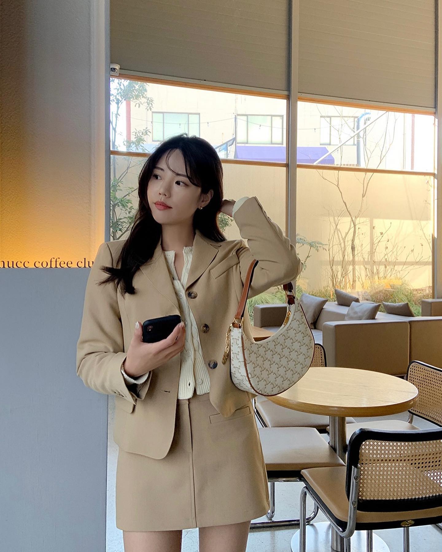 5 kiểu chân váy ngắn nên có trong tủ đồ-2