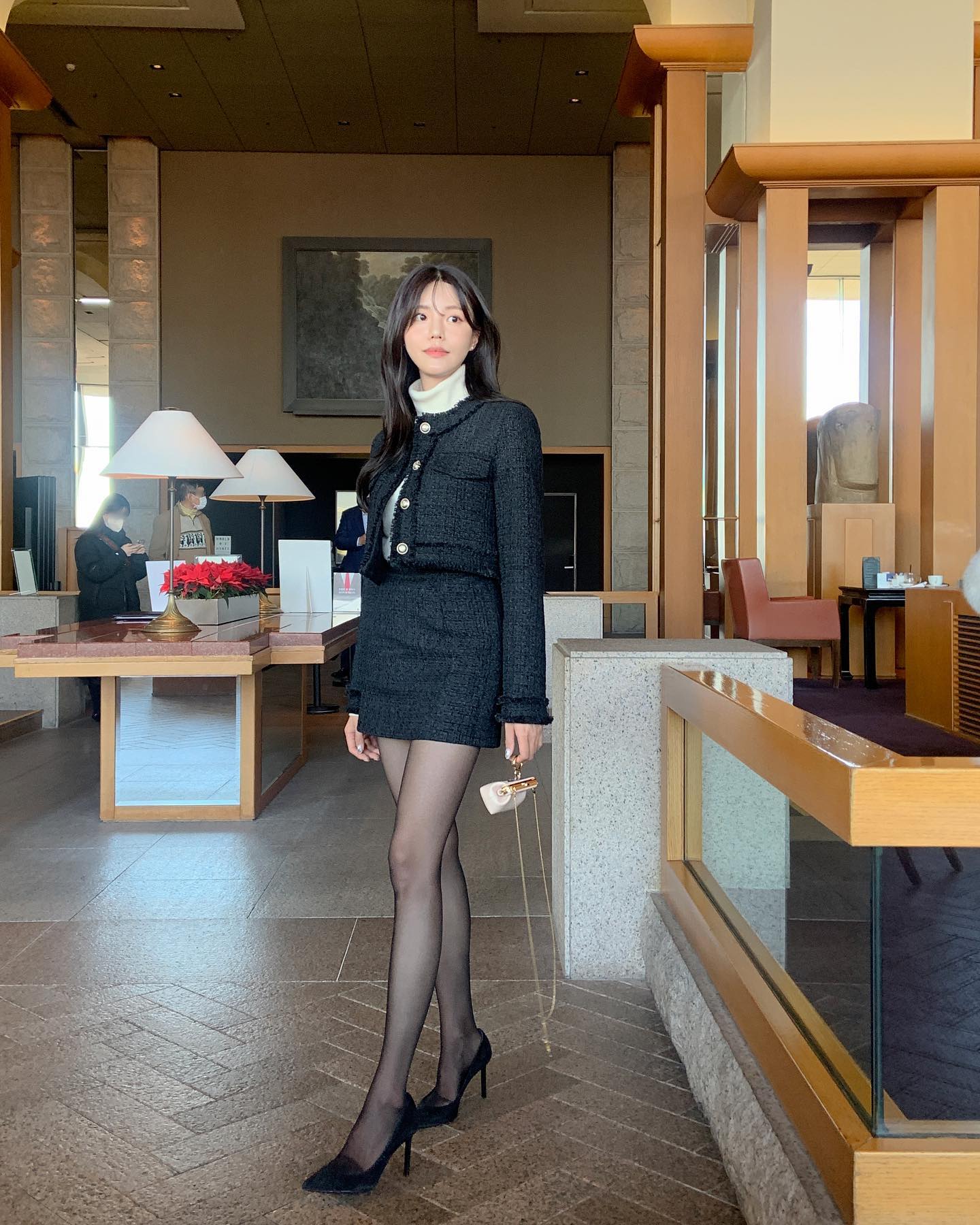 5 kiểu chân váy ngắn nên có trong tủ đồ-4