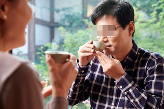 Trong lần liên hoan, sếp say nên tiết lộ với tôi một chuyện quan trọng