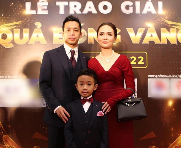 Vợ cầu thủ Văn Quyết ngày càng sang chảnh, thách thức camera thường-2