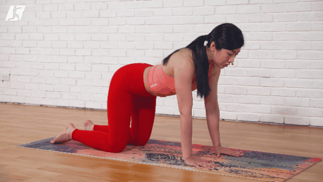 8 động tác yoga siết cơ bụng, giúp chị em có vòng bụng săn chắc ngay tại nhà-4