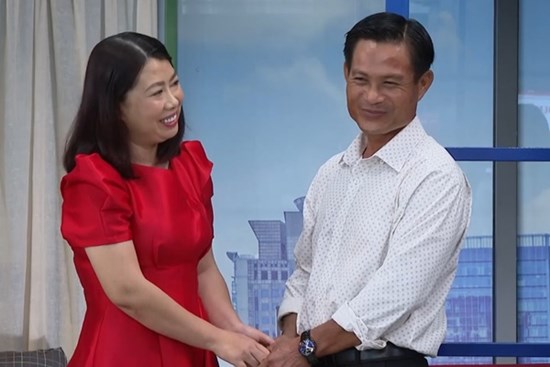 Hôn nhân tan vỡ sau 19 năm, bố đơn thân đến show hẹn hò tìm hạnh phúc mới