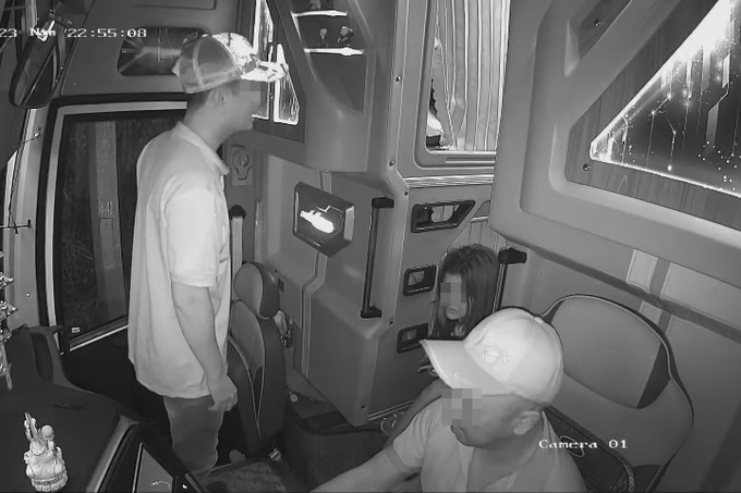 Vụ cô gái đòi dừng xe đi vệ sinh: Vì sao tài xế rút bãi nại?-2