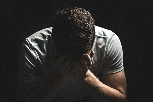 Báo tin mất việc, chàng rể nghèo uất ức khi biết ý định của bố mẹ vợ-1