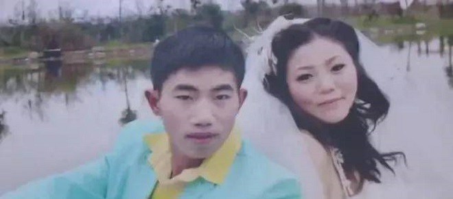 Vợ bỏ nhà theo người đàn ông khác, chồng tới thuyết phục quay về nhưng vợ nói 1 câu cạn tình-1