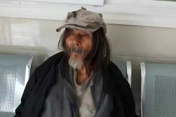 Người đàn ông đã chết 11 năm bất ngờ trở về, cả gia đình sửng sốt-1