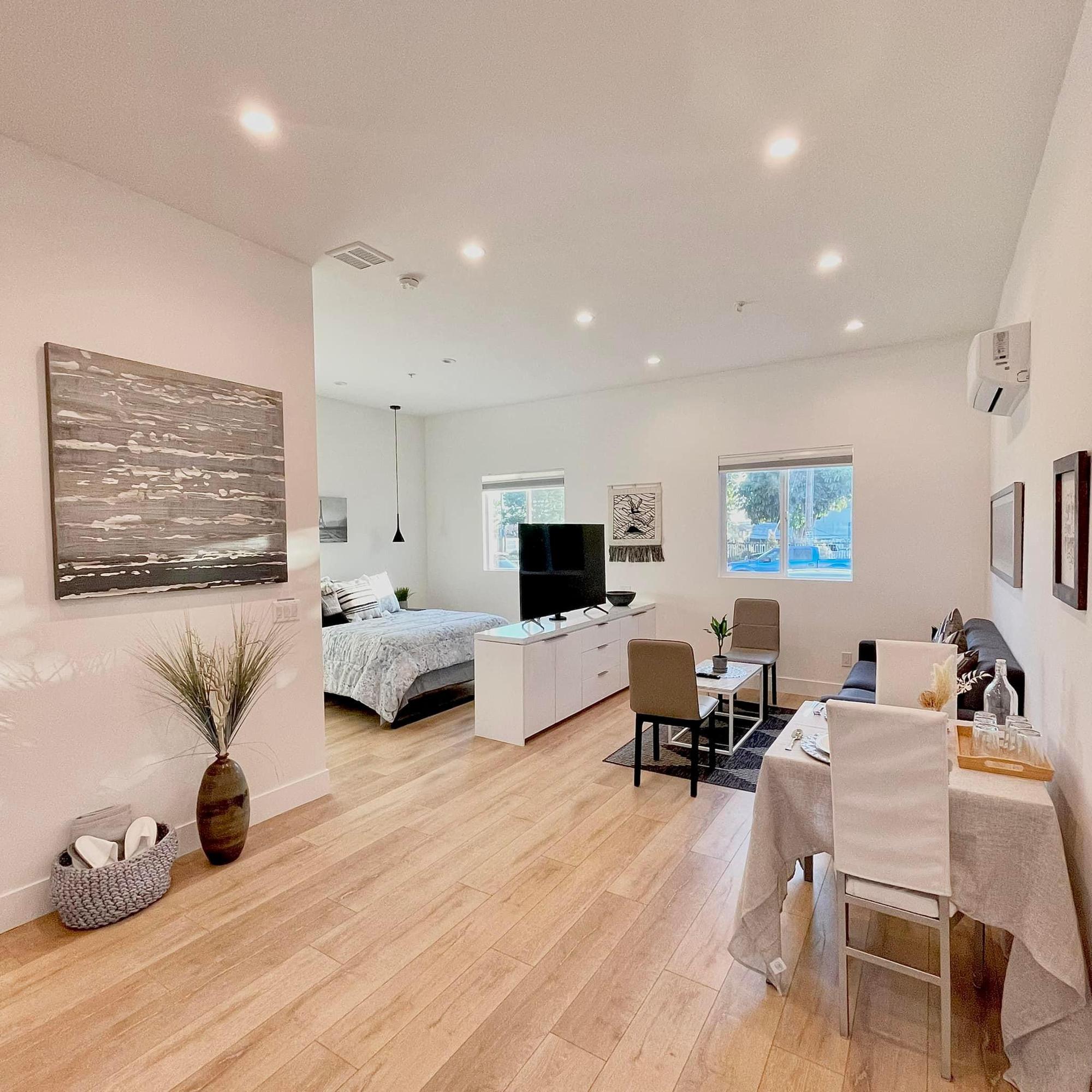 Nỗ lực đơn thân nuôi con ở Mỹ, Ngọc Quyên được đền bù xứng đáng khi tự mình tậu được căn nhà đẹp như mơ-6