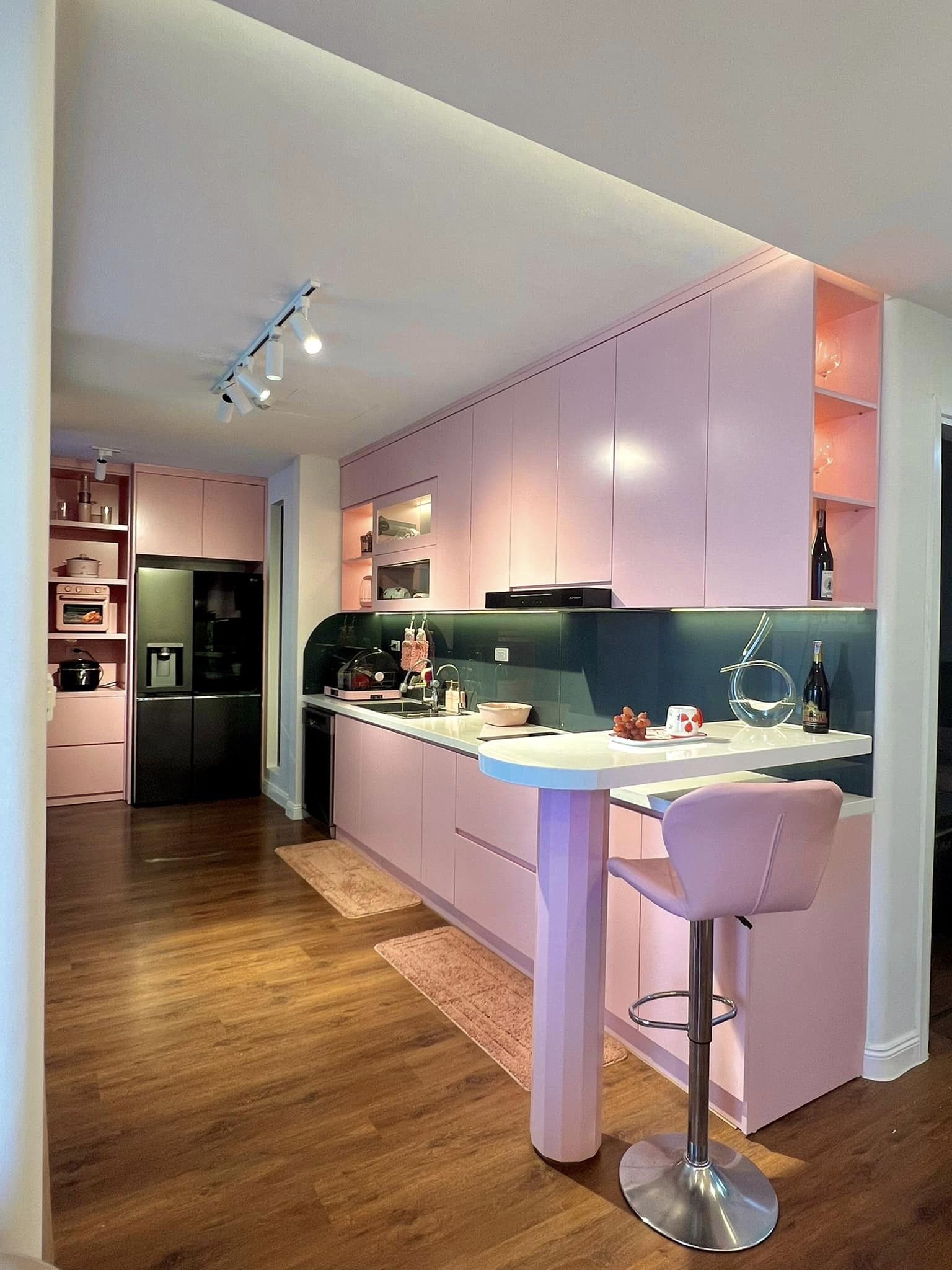 Đốn tim không gian sống siêu đẹp cho người yêu thích màu hồng, góc nào cũng khéo léo mà không lo sến-11