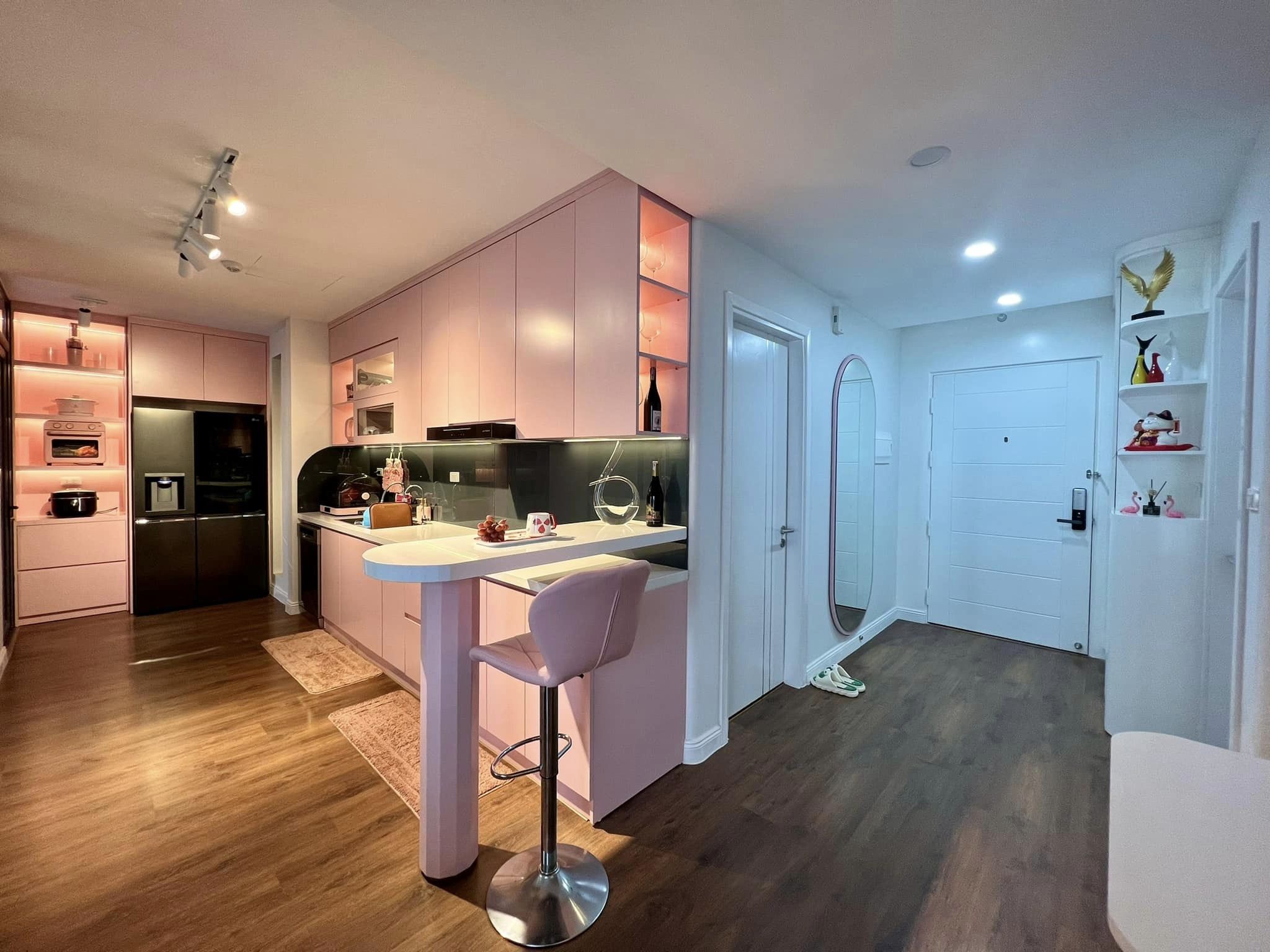 Đốn tim không gian sống siêu đẹp cho người yêu thích màu hồng, góc nào cũng khéo léo mà không lo sến-10