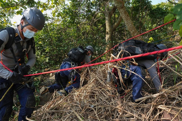 Gia đình người mẫu Hong Kong bị sát hại: Mong tìm thấy đầy đủ thi thể để làm tang lễ-1