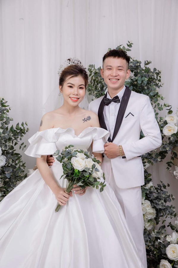 Cặp đôi yêu 3 tháng đã cưới và câu chuyện muốn biết đàn ông yêu bạn như nào đến phòng sinh sẽ rõ-3