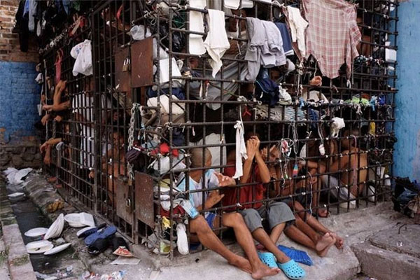 Chuyện lạ trong nhà tù 5 sao độc nhất vô nhị trên thế giới-3