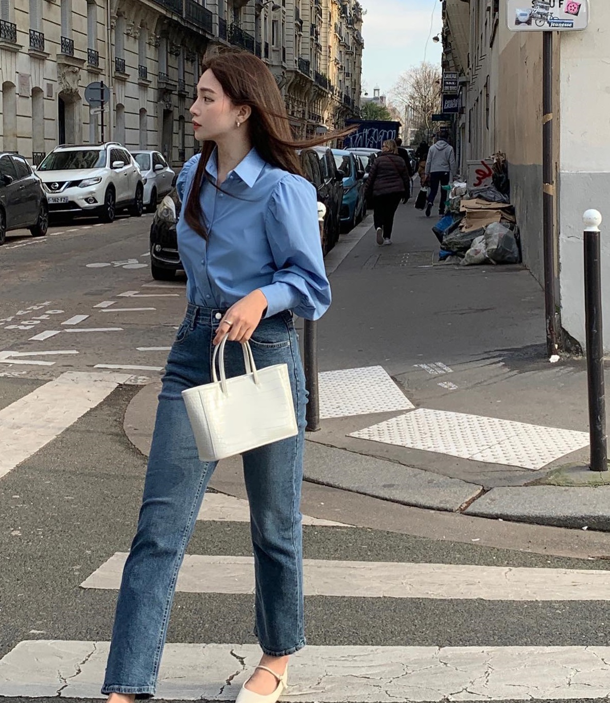 10 công thức diện quần jeans chuẩn thanh lịch cho nàng công sở-1