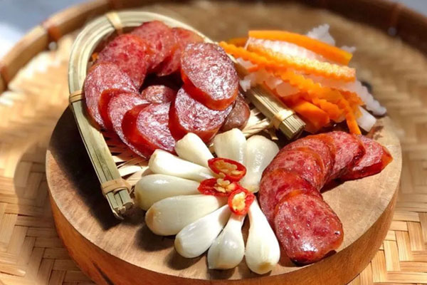Đan Lê vào bếp nấu cháo sườn hấp dẫn thơm ngon xuất sắc, ai cũng tấm tắc khen đã xinh còn khéo-13