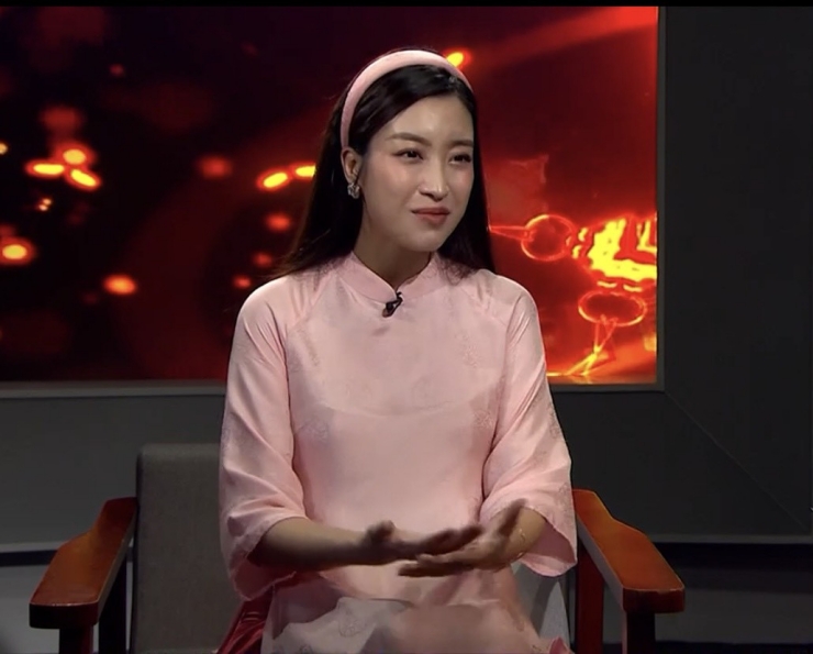 Đỗ Mỹ Linh lần đầu tiết lộ chuyện mẹ chồng nàng dâu sau 5 tháng làm dâu hào môn-1