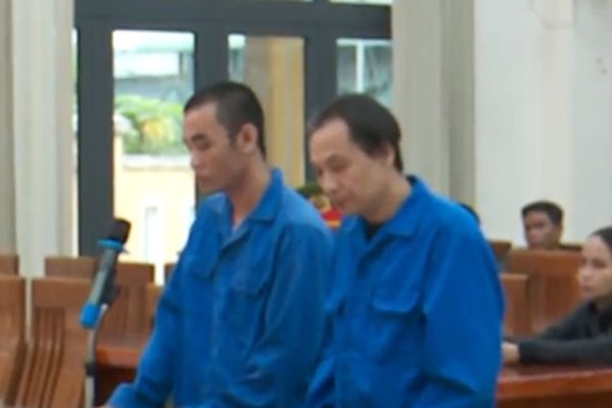 2 ông chồng lĩnh án 