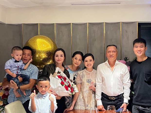 Cặp chị em tiểu thư và hôn nhân viên mãn khi lấy chồng cầu thủ nổi tiếng-4