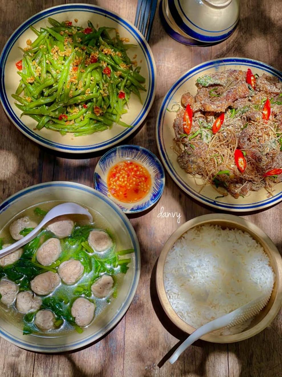 Mẹ đảm khoe cơm hàng ngày ngon, trung bình mỗi bữa 100k ai cũng phải thèm-11