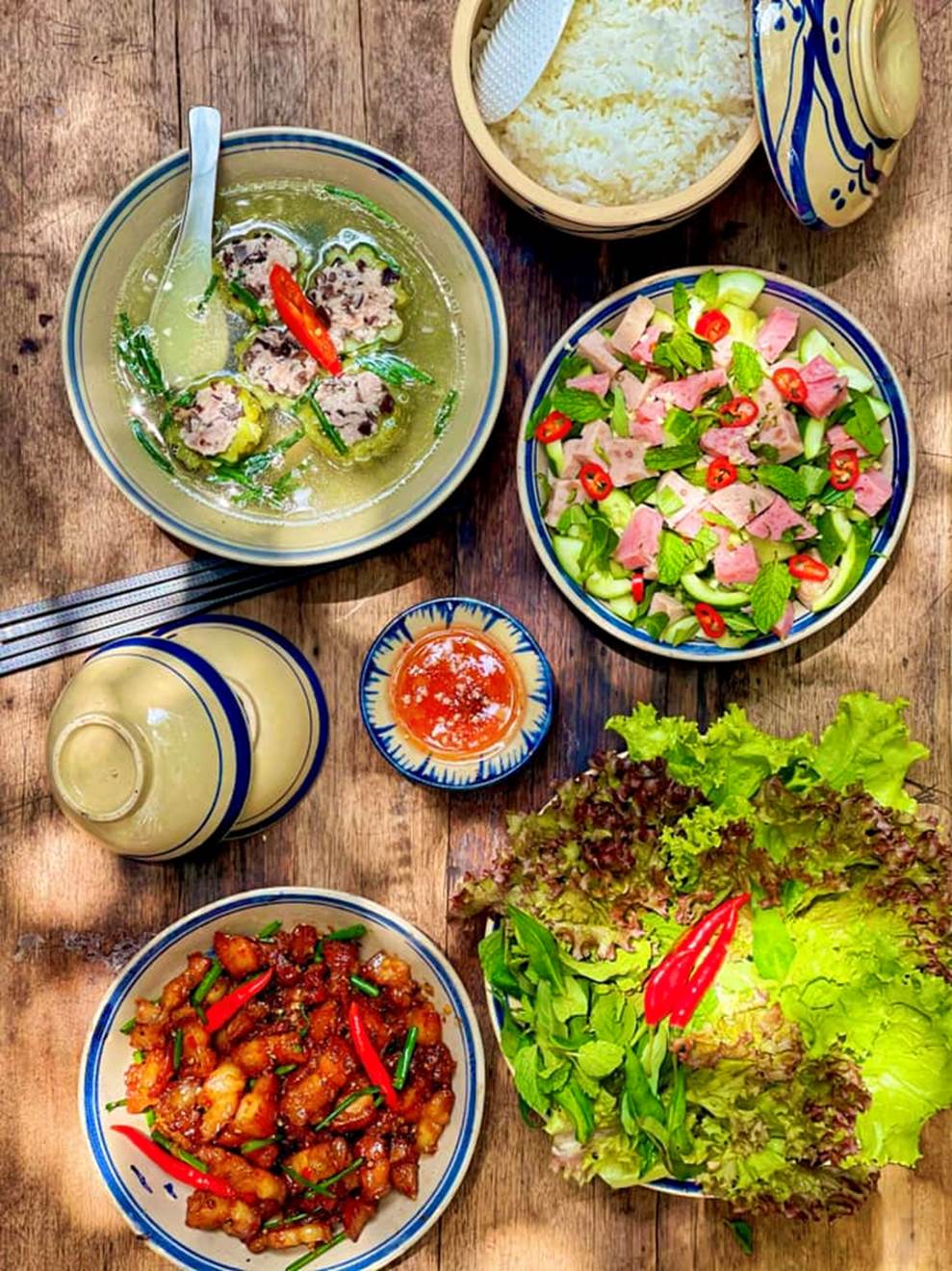 Mẹ đảm khoe cơm hàng ngày ngon, trung bình mỗi bữa 100k ai cũng phải thèm-14