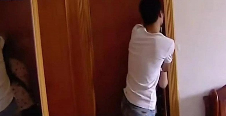 Cưới 3 tháng vợ không cho chồng chạm vào người, bí mật hé lộ khiến mẹ chồng xây xẩm mặt mày-1