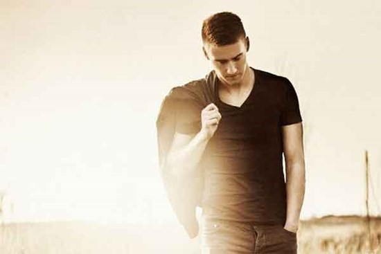 Tôi khó xử khi phát hiện chị dâu làm chuyện tày đình