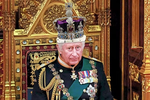 Vua Charles III bị giới giải trí hắt hủi khi hàng loạt ca sĩ nổi tiếng từ chối biểu diễn cho lễ đăng quang?-1