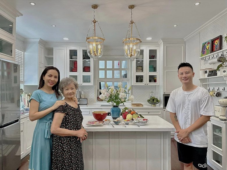 Bà xã Hoàng Bách khoe thành quả sau khi bị chồng mắng khiến chị em thích thú-8