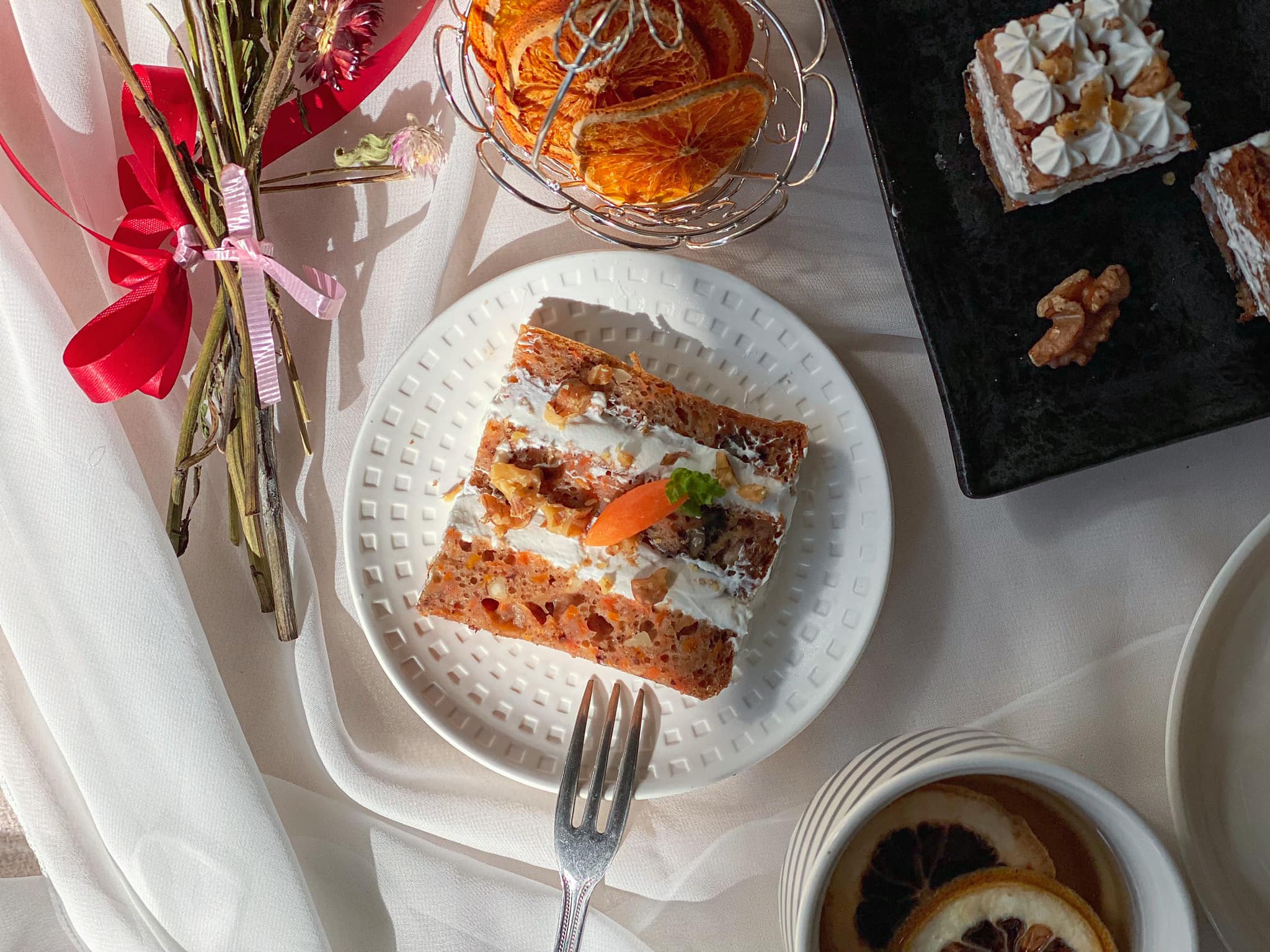 Nhân đôi ý nghĩa ngày 8/3 với bánh cà rốt tự tay làm nịnh mẹ-2