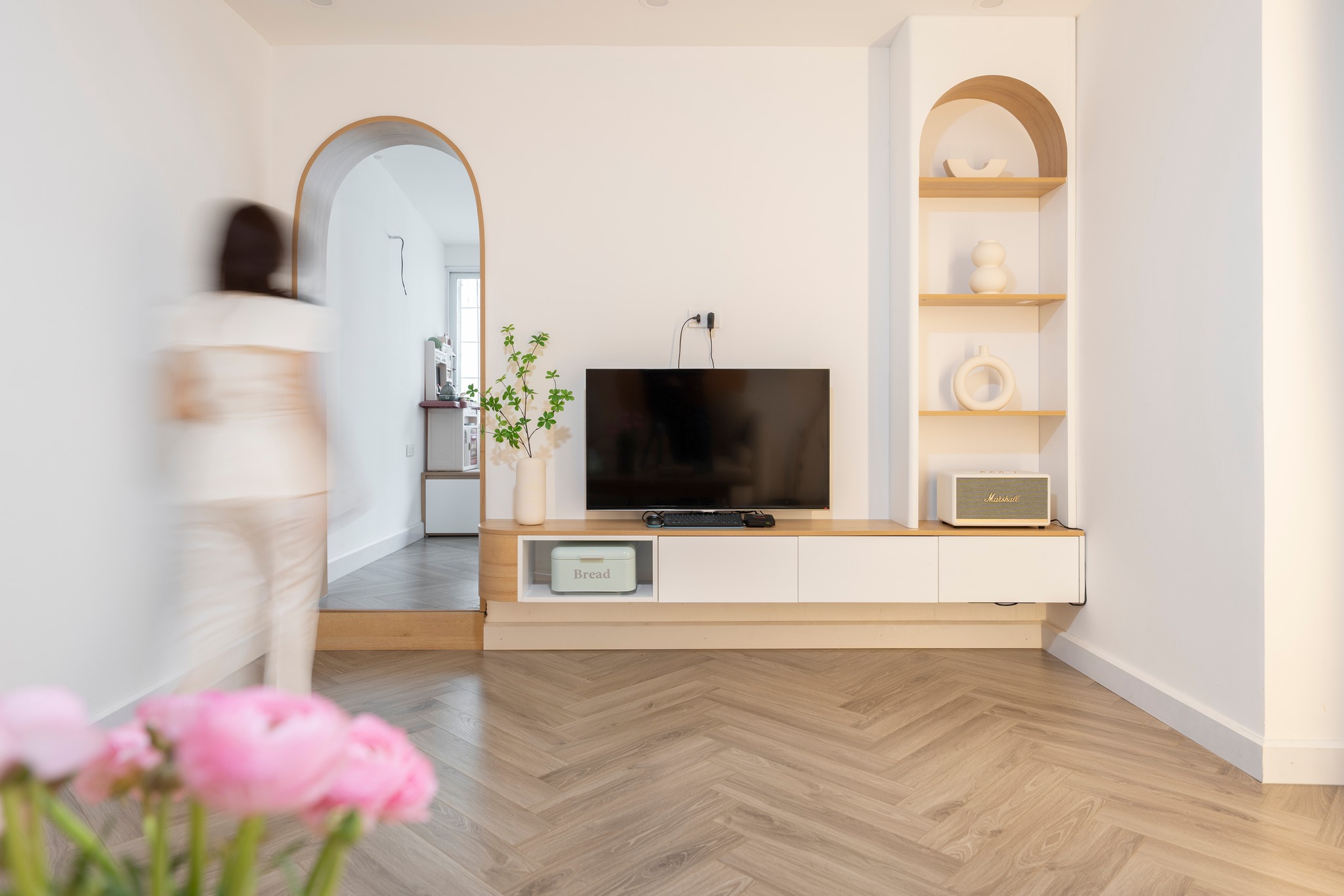 Hô biến căn tập thể cũ kỹ thành tổ ấm siêu đáng yêu, đẹp dịu dàng và ấm áp đến bất ngờ-7