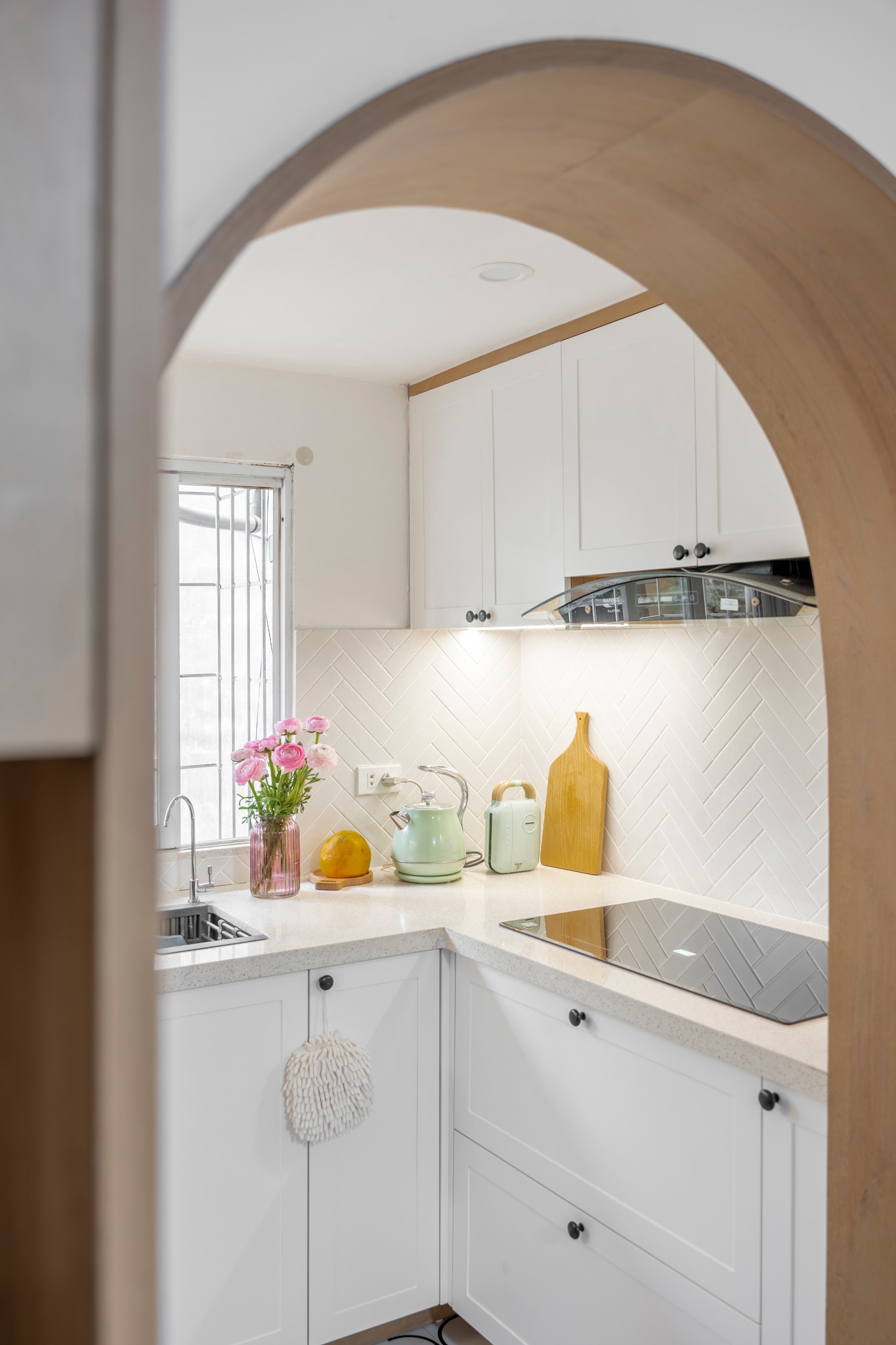 Hô biến căn tập thể cũ kỹ thành tổ ấm siêu đáng yêu, đẹp dịu dàng và ấm áp đến bất ngờ-19