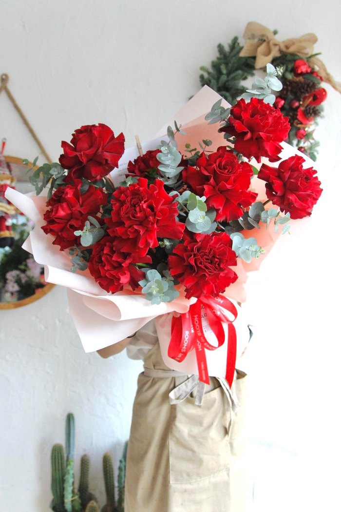 Thị trường hoa tươi dịp 8/3 năm nay: Tăng giá tới 200%-2