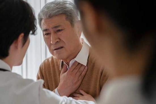 Đến ở với con trai được con dâu tiếp đãi nồng nhiệt, ai ngờ sau nửa tháng chúng tôi phải trở về quê