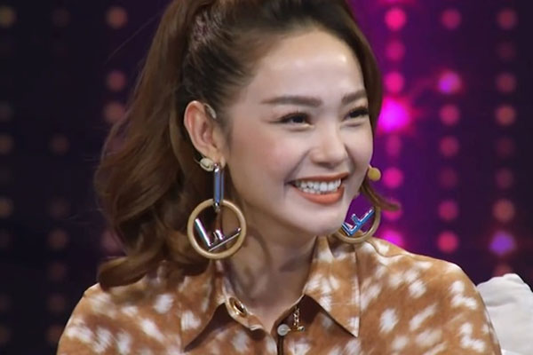 Minh Hằng lần đầu để lộ trọn vóc dáng sau thông báo mang thai con đầu lòng-6