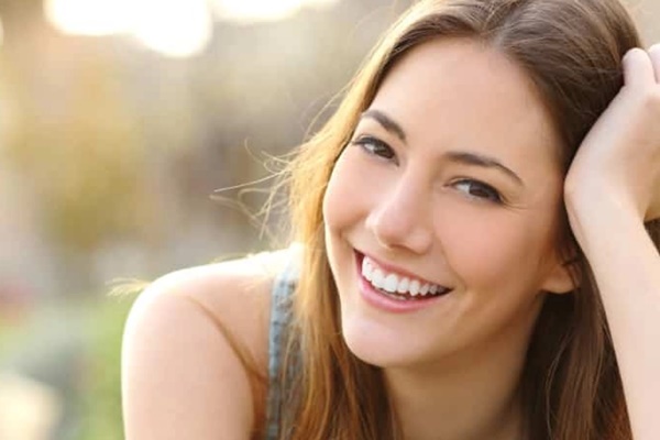 Câu đố tiếng Việt: Không tê nghiền nhỏ thức ăn/ Có tê thì đến đêm rằm tìm tôi, đố là chữ gì?-1