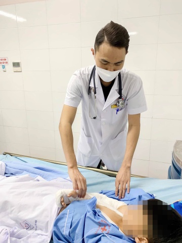 Bệnh nhi suýt cắt bỏ cánh tay do bị tắc hoàn toàn động mạch-2