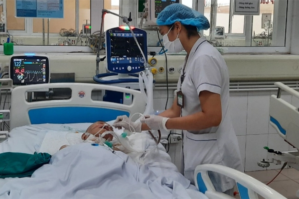 Cách phân biệt nhiễm cúm gia cầm H5N1, cúm mùa và COVID-19-2