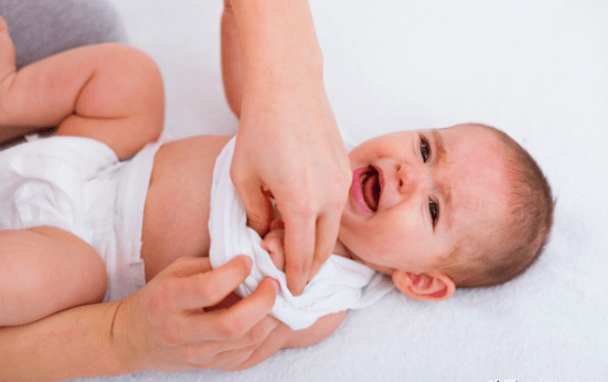 5 tật xấu người lớn thường làm với trẻ nhỏ, tưởng yêu thương nhưng thực tế lại gây hại cho bé-6