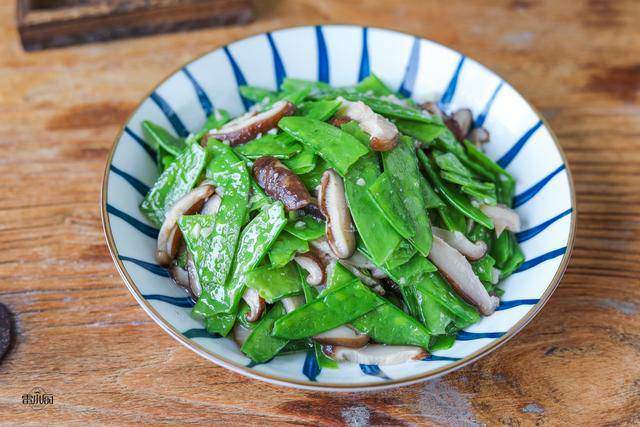 Hai loại rau này đầy chợ, xào chung với nhau được món tốt cho tiêu hoá, khoẻ dạ dày lại có khả năng giải độc-7