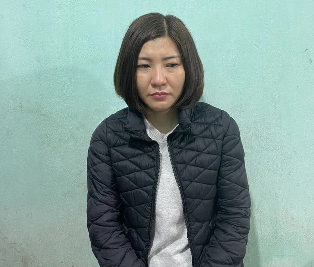 Bắt giam nữ công chức địa chính do sai phạm cấp giấy chứng nhận quyền sử dụng đất-1