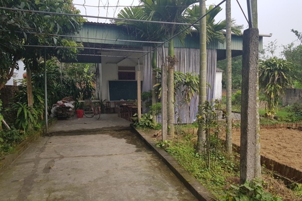 Vụ thầy giáo sàm sỡ nữ sinh lớp 5: Tiếp tục có đơn tố cáo thầy giáo xâm hại nữ học sinh cũ-3