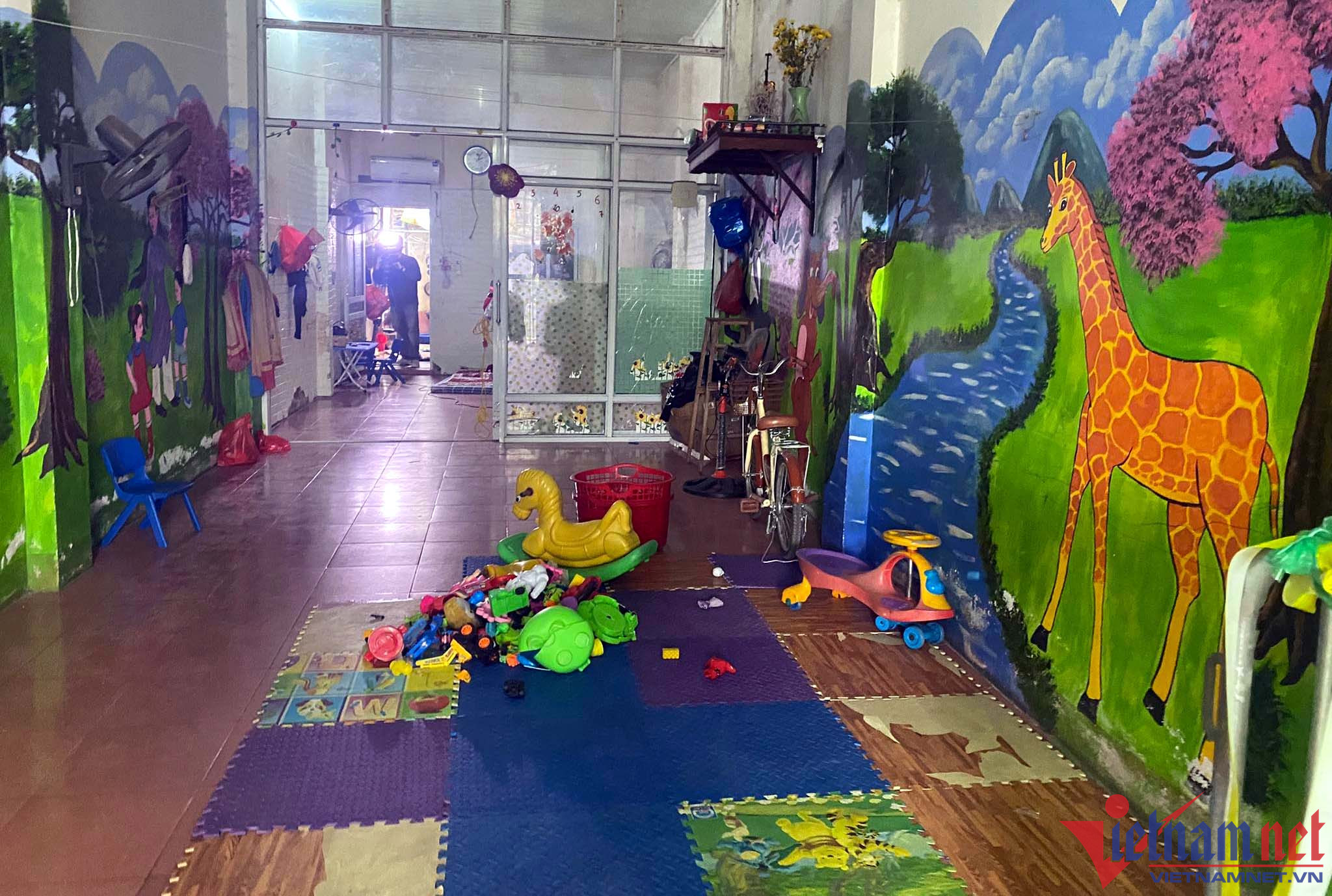 Đại tá hé lộ tình tiết lật tẩy vụ 2 bảo mẫu làm bé trai 17 tháng tử vong-3