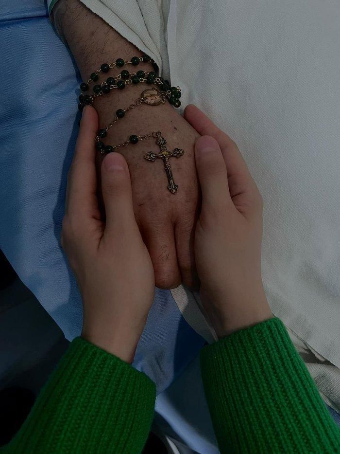 Ba của Miu Lê qua đời, dàn sao đồng loạt gửi lời chia buồn-2