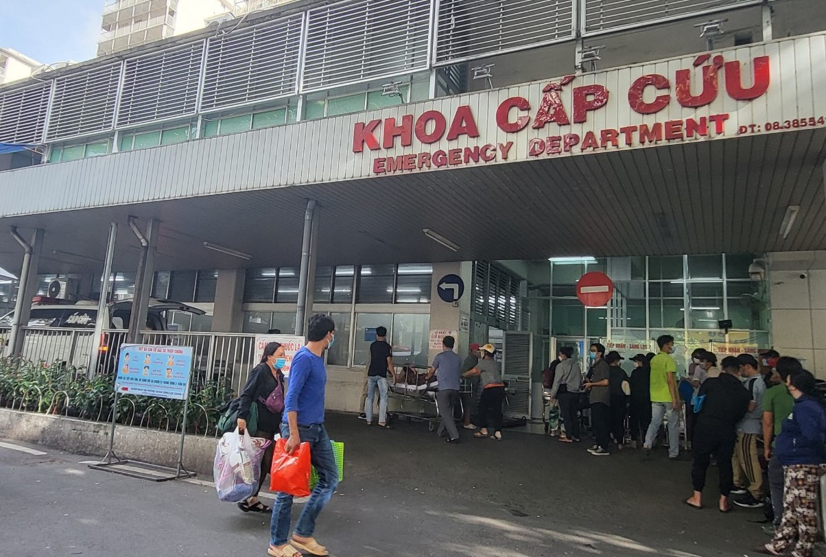 Thêm phụ huynh mất 200 triệu đồng vì kịch bản con cấp cứu ở Bệnh viện Chợ Rẫy-1