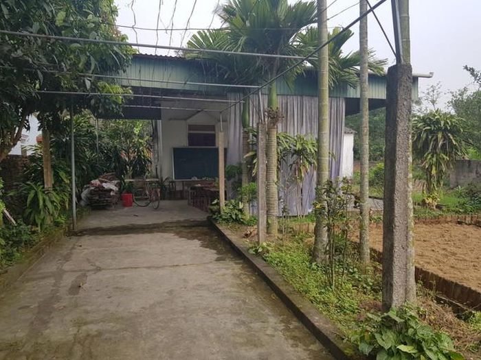 Vụ thầy giáo sàm sỡ nữ sinh lớp 5: Tiếp tục có đơn tố cáo thầy giáo xâm hại nữ học sinh cũ-1