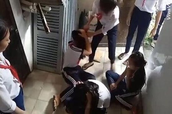 Học sinh cấp 2 có ý định tự tử vì bạo lực học đường