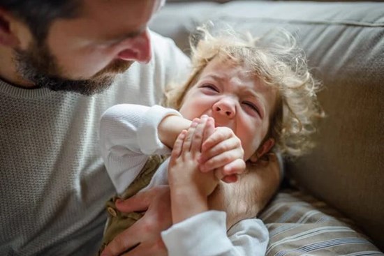 3 cách cha mẹ nên làm giúp trẻ mở rộng tư duy, quản lý cảm xúc tốt